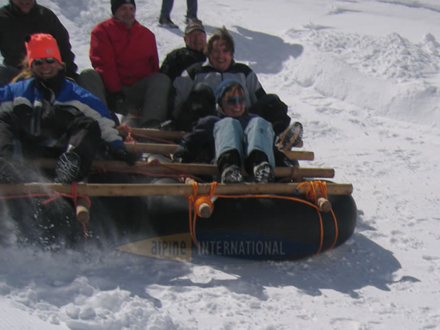 Winter-Rafting: in Garmisch-Partenkirchen mit alpine international