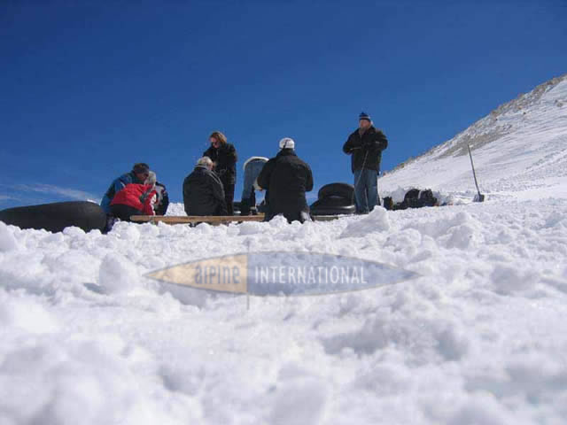 Winter-Rafting:Sicherheits-Check vor der Abfahrt 